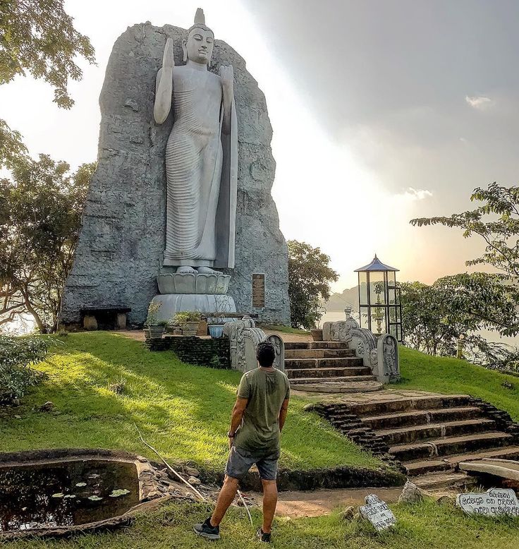Buddha Statue in Giritale Lake, Polonnaruwa, SriLanka