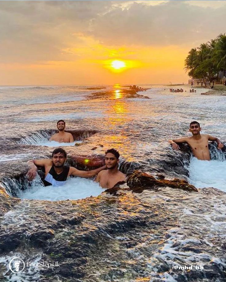 Thalpe Beach Rock Pool