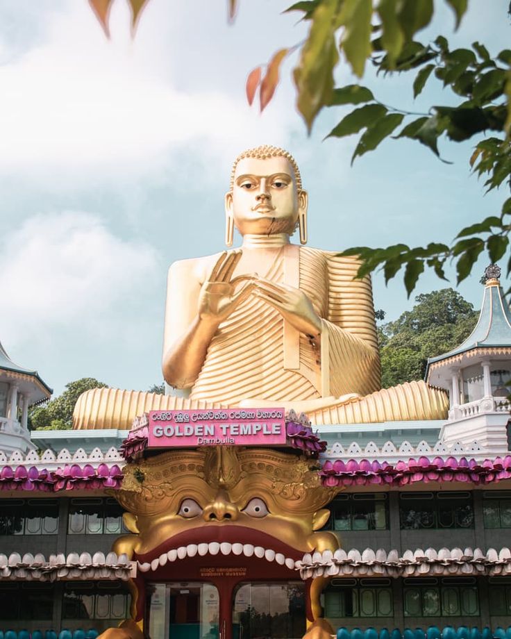 Visit the Dambulla Cave Temple in Sri Lanka - The Backpacksters